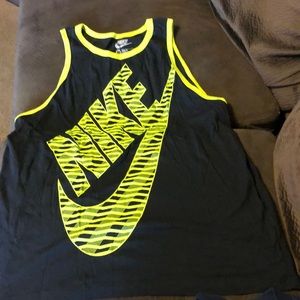 Nike tank